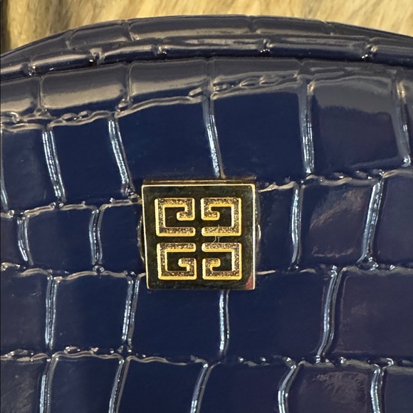Vintage Givenchy Elegant Navy Blue Croc-Embossed Makeup Bag - Picture 2 of 9